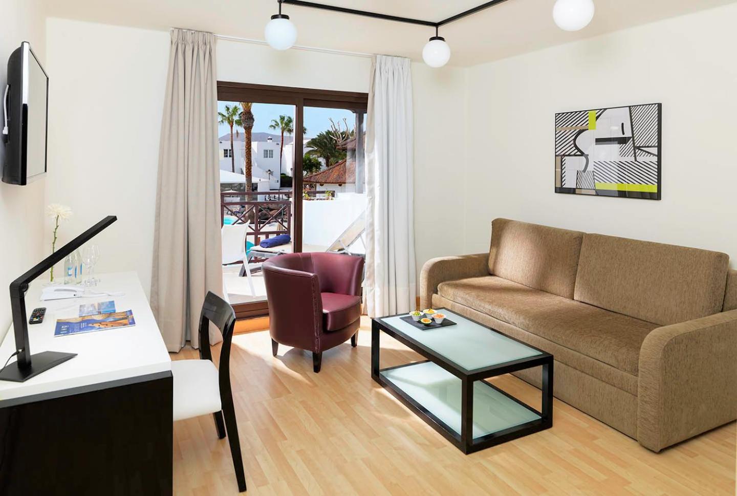 Boutique Hotel H10 White Suites - Adults Only Playa Blanca  Ngoại thất bức ảnh